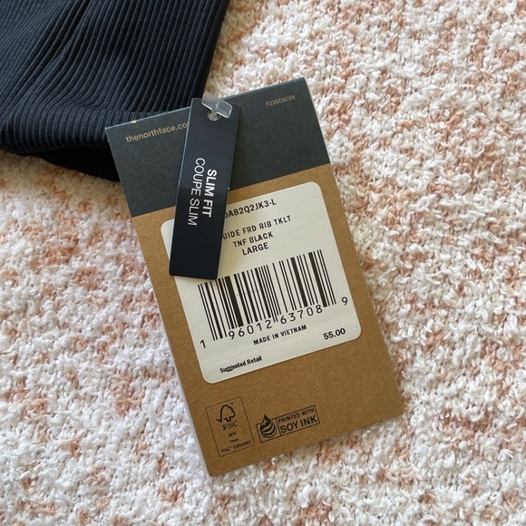 The North Face Black Fitted Crop Tank Top - Picture 6 of 6